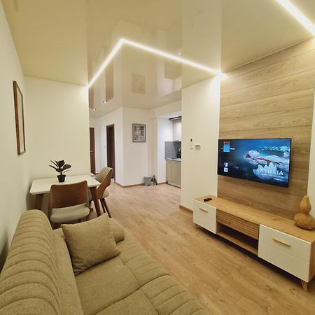Airport Molko Apartments Surčin Kültér fotó