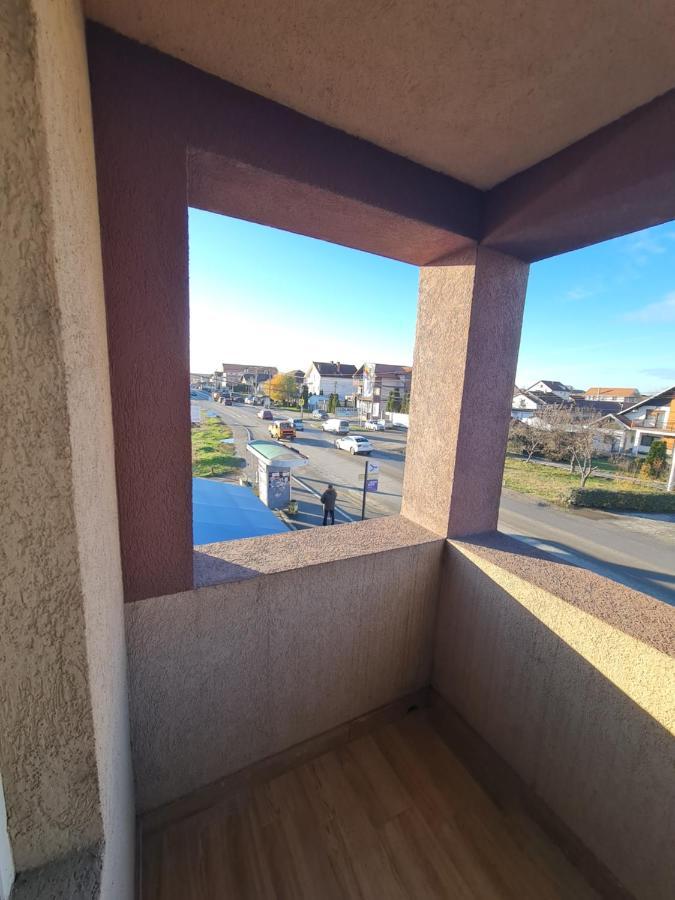 Airport Molko Apartments Surčin Kültér fotó