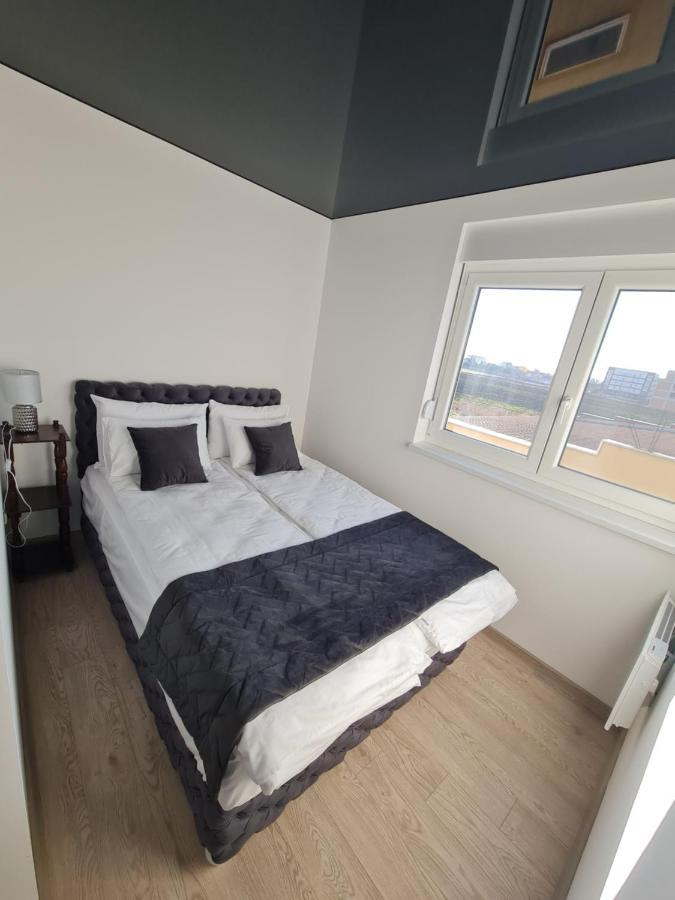 Airport Molko Apartments Surčin Kültér fotó