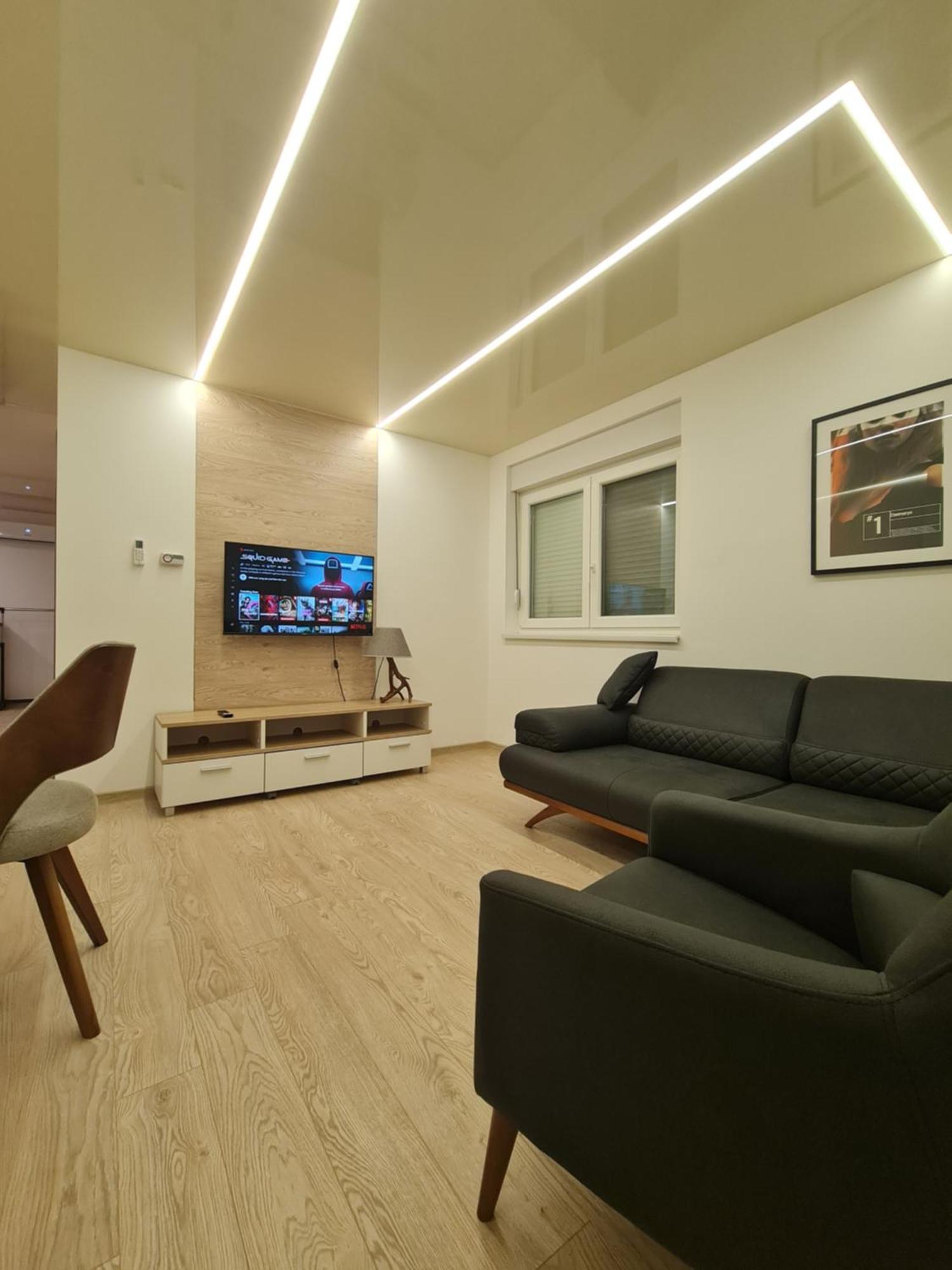 Airport Molko Apartments Surčin Kültér fotó
