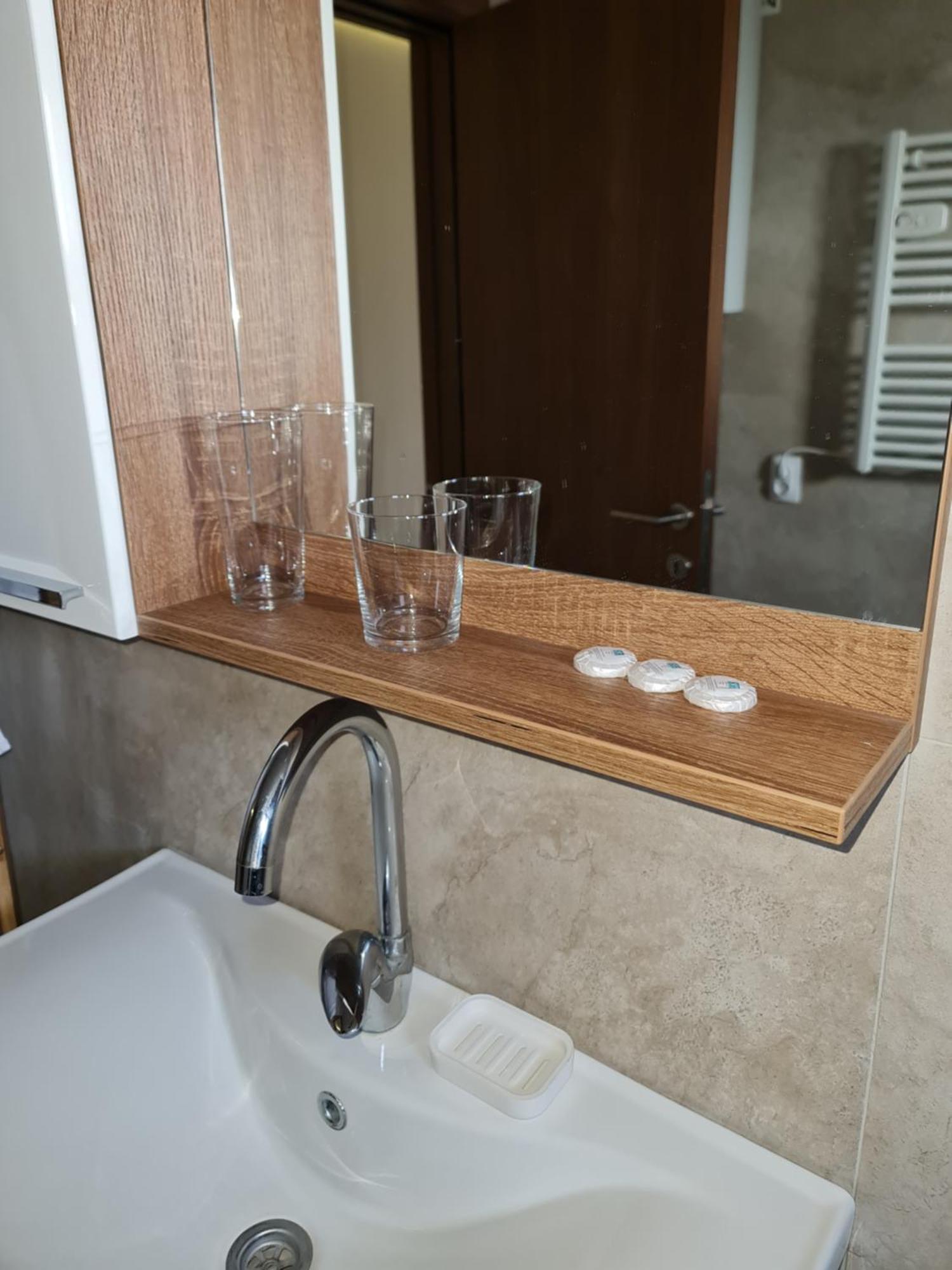 Airport Molko Apartments Surčin Kültér fotó