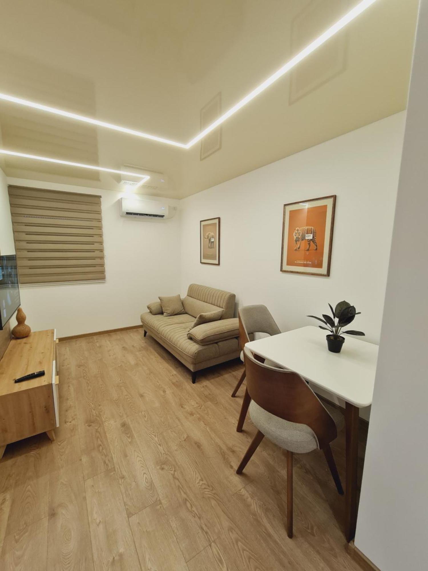 Airport Molko Apartments Surčin Kültér fotó