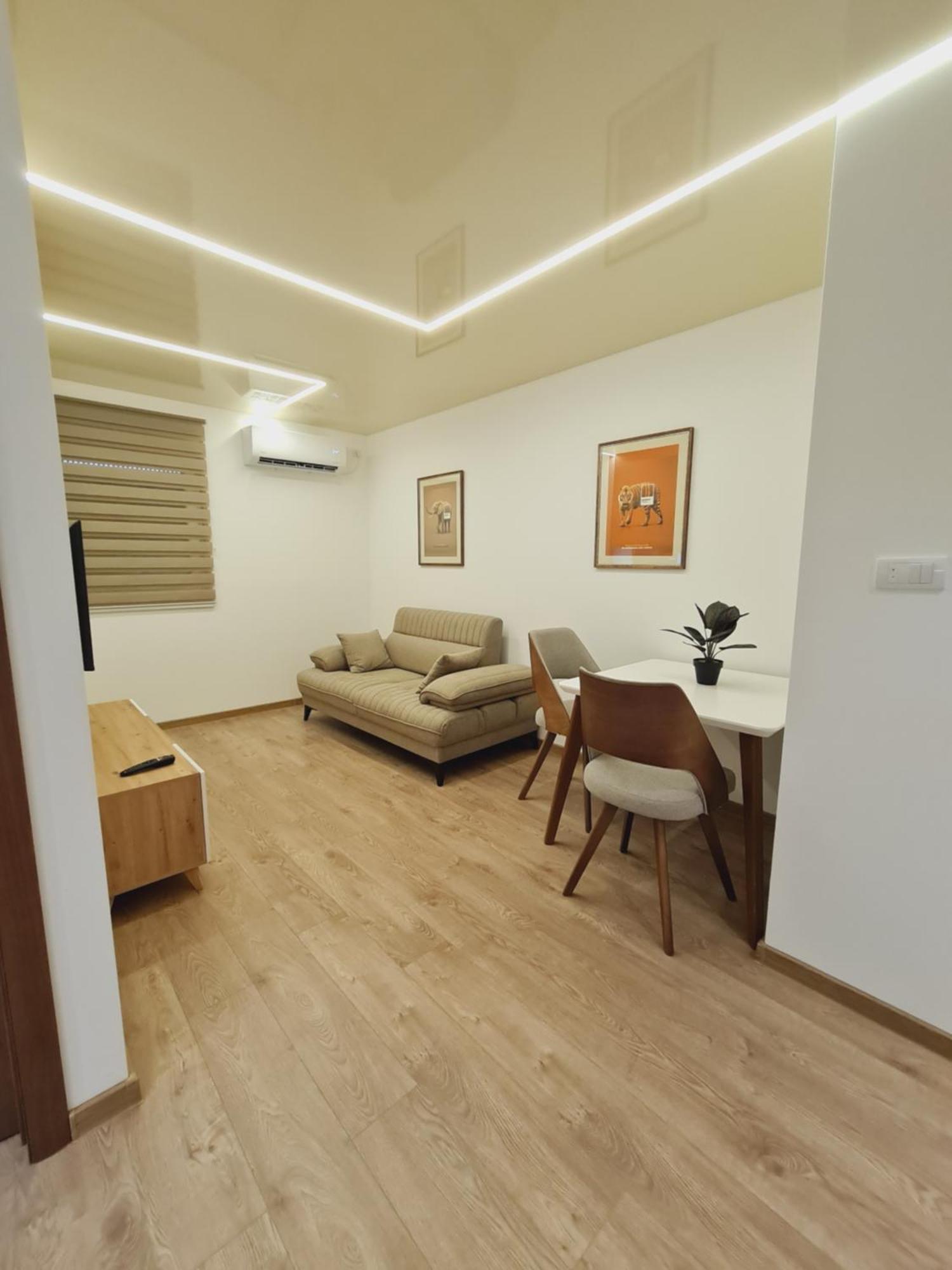 Airport Molko Apartments Surčin Kültér fotó